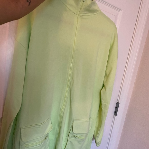 Like Detailed Dress - Picture 4 of 4